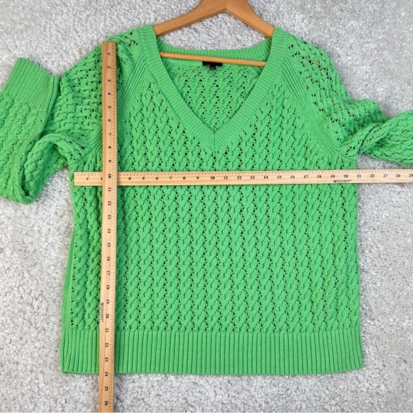 Talbots Plus OPEN STITCH V-NECK SWEATER in GREEN. 2X - Picture 10 of 10